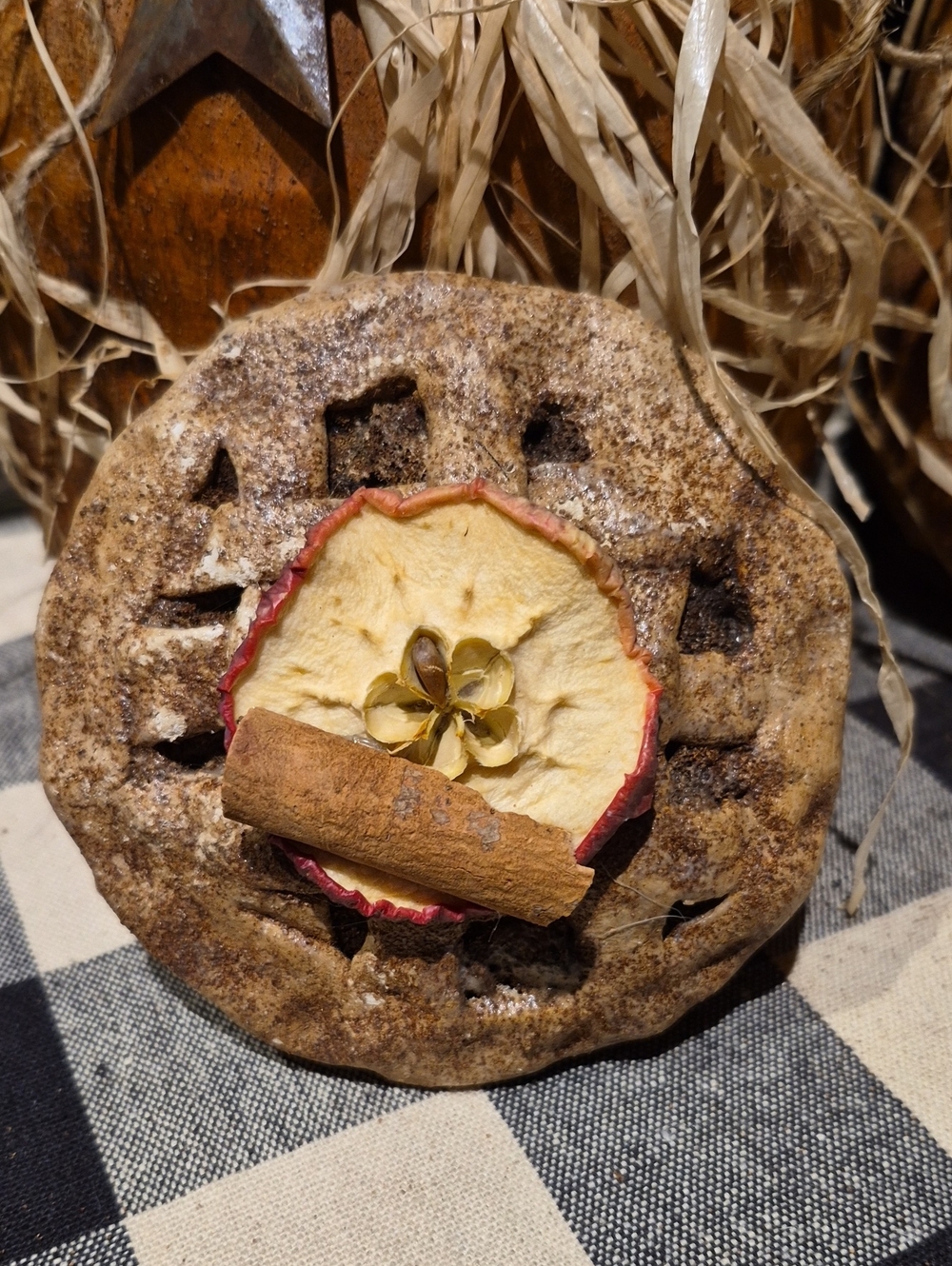 Scented Primitive Apple Pie - Picture 3 of 5